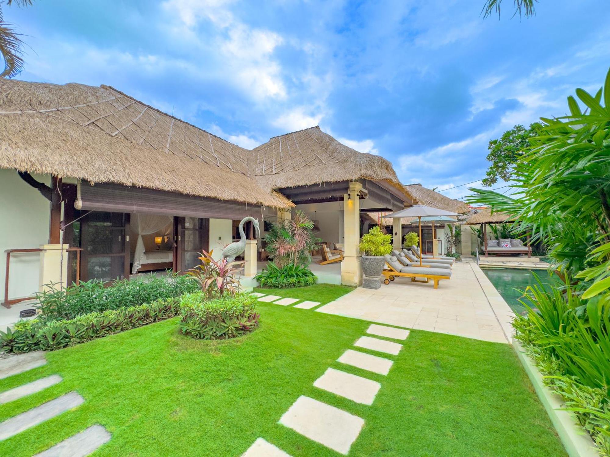 Villa Bugis Seminyak Esterno foto