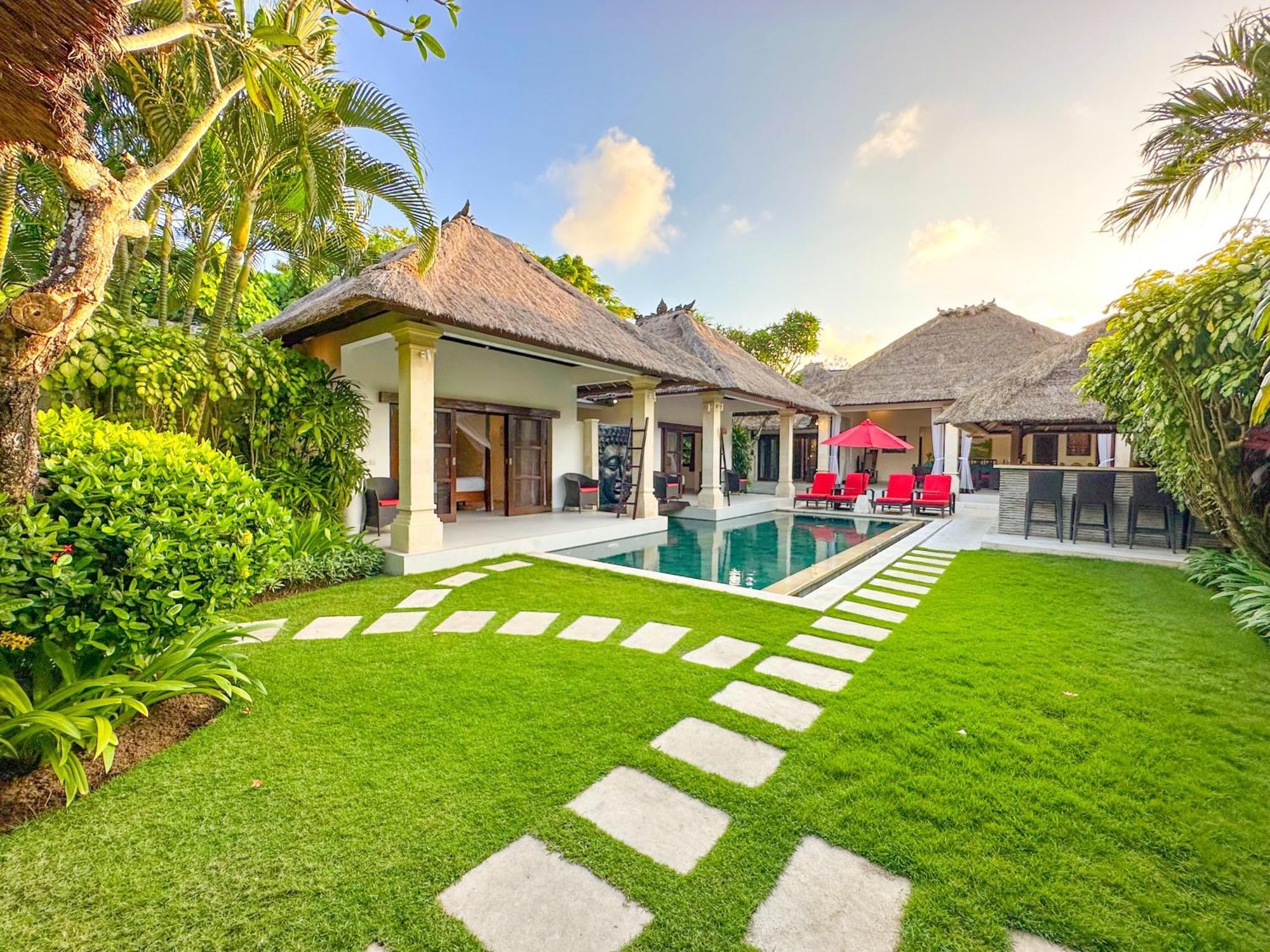 Villa Bugis Seminyak Esterno foto
