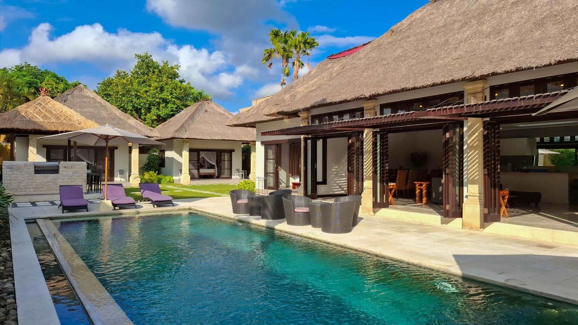 Villa Bugis Seminyak Esterno foto